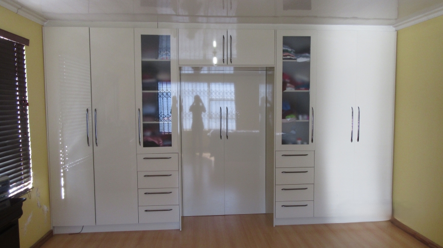 4 Bedroom Property for Sale in Montevideo Western Cape